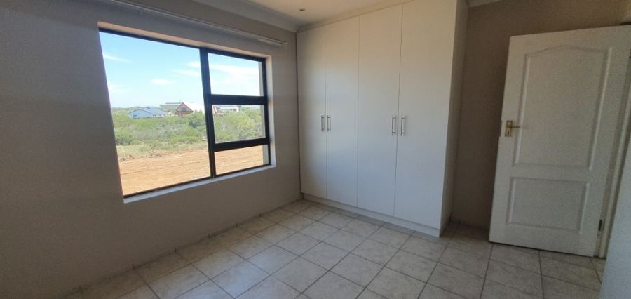 To Let 4 Bedroom Property for Rent in Fountains Estate Eastern Cape